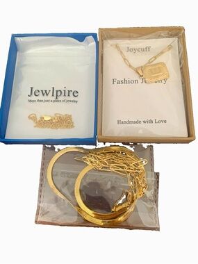 Gold Layered Necklace Set - Jewlpire & Joycuff